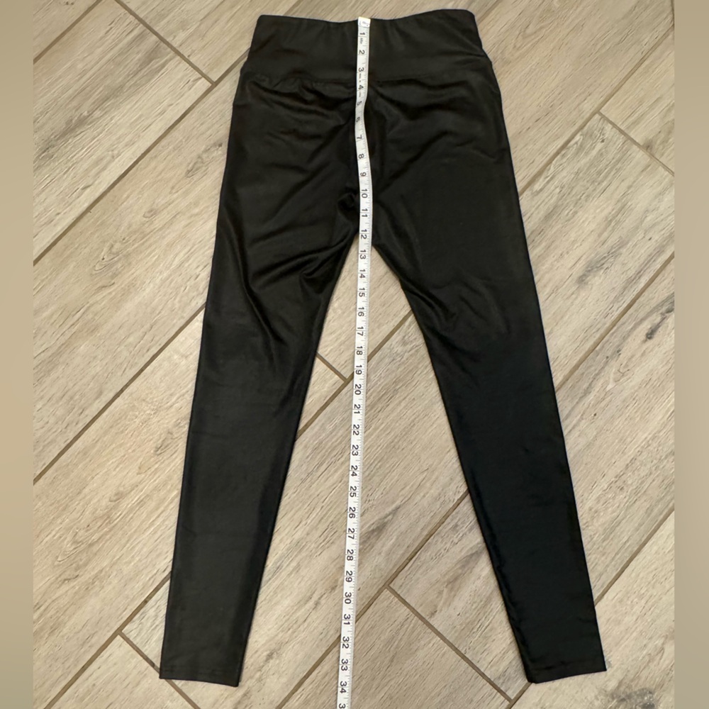 Black High-Waist Leggings - Picture 7 of 7